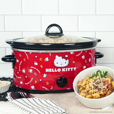 Uncanny Brands Hello Kitty طباخ بطيء سعة 5 كوارت - قم بالطهي مع كيتي المفضلة لديك in Saudi Arabia