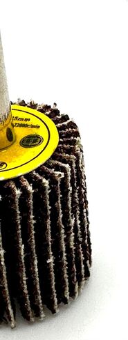 TwistFlex 5 Pack 1" x 1" x 1/4" 40 Grit Aluminum Oxide Shank Mounted Abrasive Flap Wheels, Ideal for Metal, Wood, Grinding, Blending, Polishing, Rust & Paint Removal in Kuwait