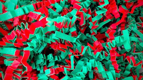 Red and Green Crinkle Cut Paper Shred,1Pound Bag, Great for Christmas Gifts! in Saudi Arabia