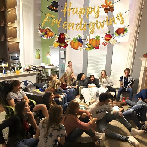 لافتة Happy Friendsgiving للأصدقاء المثبتين مسبقًا تعطي ديكورات للحفلات اللامعة، لافتة إكليل الأصدقاء، مستلزمات حفلات عيد الشكر in Kuwait
