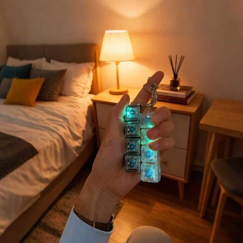 #LOVESPACE 2 سلسلة مفاتيح فيدجيت للوحة المفاتيح، زر إصبع لوحة المفاتيح لتخفيف القلق in Kuwait