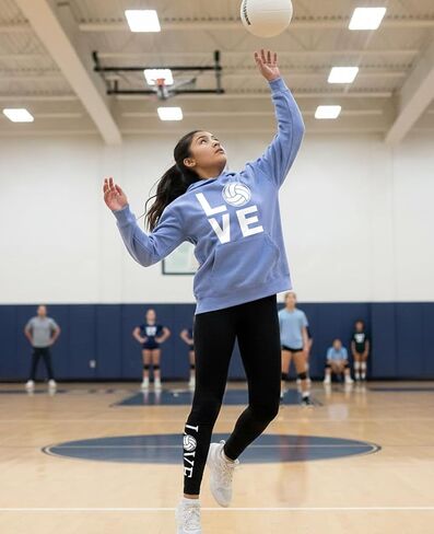 Tstars Love Volleyball Gifts for Fans Players Leggings Hoodies Sweatshirts for Women in Saudi Arabia