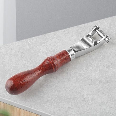 أداة مزخرفة جلدية فنية مقبض خشبي مريح لتصميمات مخصصة على الأحزمة والحقائب والإكسسوارات مقبض عجلة كبير من الجلد المزخرف in Kuwait
