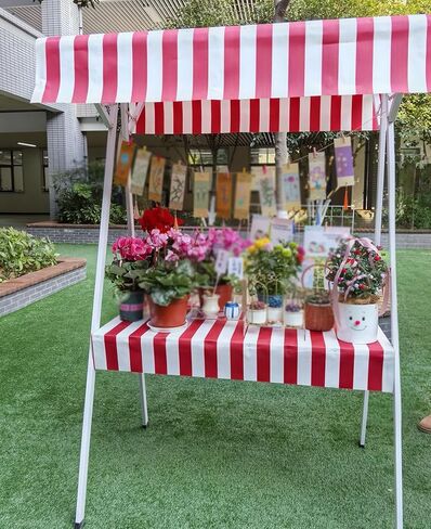 رف بائعي التجزئة للزهور في الهواء الطلق قابل للطي، حامل كشك خفيف الوزن لعرض الحرف اليدوية / معرض فني / سوق السلع المستعملة، رفوف عرض الطعام على الطاولة للتخييم في الحديقة (L 63 بوصة/160 سم) in Kuwait