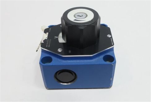 R900423261 Flow Control Valve, Model 2FRM10-31/50LB, German-Made Original in Saudi Arabia
