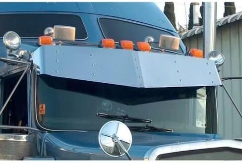 AMS1082 V-Style Drop Visor Fits Kenworth W900L W900B T800 T600 in Kuwait