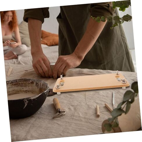 MUELODSIC Portable Clay Wedging Board with Built in Handle Lightweight Crafting Surface for Sculpting Painting and Pottery Projects for All Skill Levels in Saudi Arabia