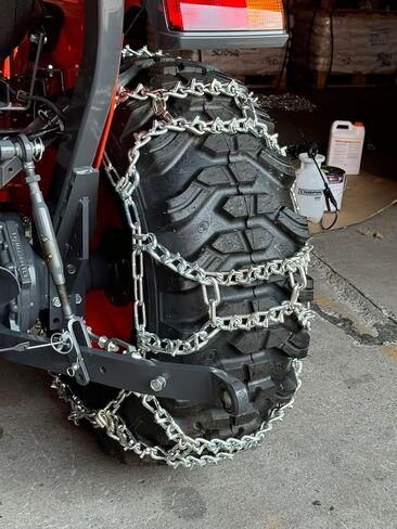 TireChain.com 340-85-24 Duo Grip Tractor V-BAR Tire Chains Set of 2 in Saudi Arabia