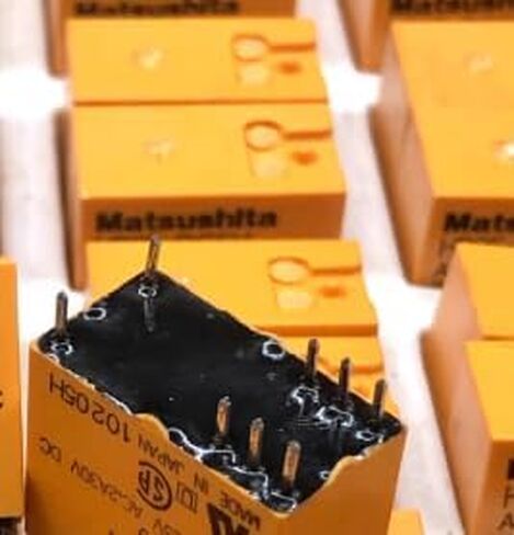 ترحيل HB2E-DC24V الإمدادات الصناعية في المخزون ضمان قوي السفن اليوم in Kuwait