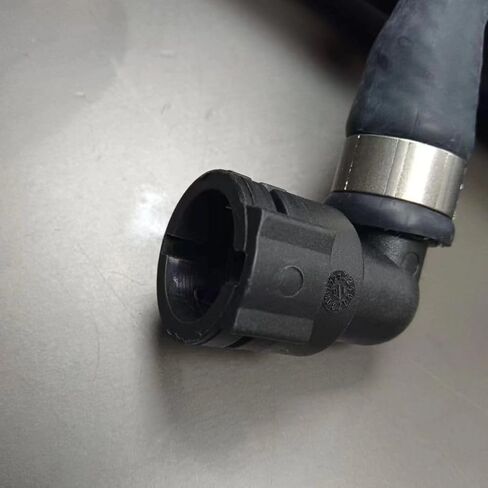 1PCS OEM 17127560968 1712 7560 968 Coolant water pipe Compatible with E60 in Saudi Arabia