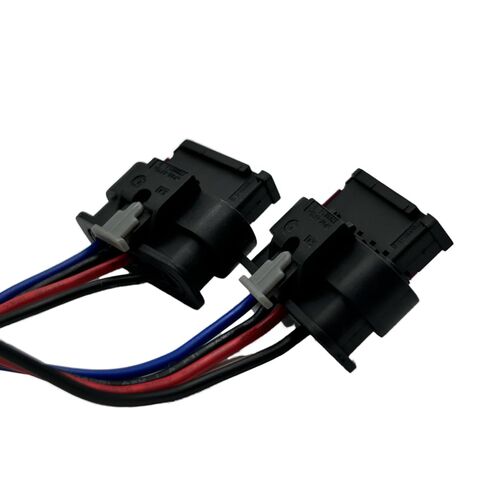 Rear Tail Light Connector Plug, 6-Pin 4-Wire Pigtail, 1-Pack, OE 61132359993/61139253589, Compatible with BMW 3 Series (320i/328i/328d/330e/330i/335i/340i) & M3; 2 Series; 4 Series in Saudi Arabia