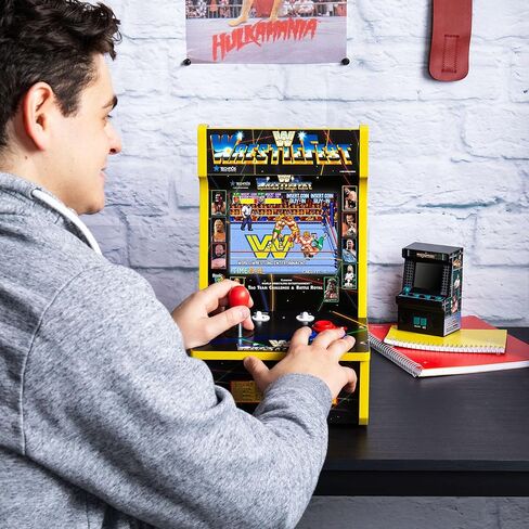 أركيد كلاسيكس - آلة ألعاب سلسلة WWE Counter، 4 ألعاب، شاشة كريستال سائل 8 بوصة - خزانة صغيرة، ألعاب محمولة، ريترو، وحدة تحكم على سطح الطاولة، ديكور الطابق السفلي، كهف الرجل in Kuwait