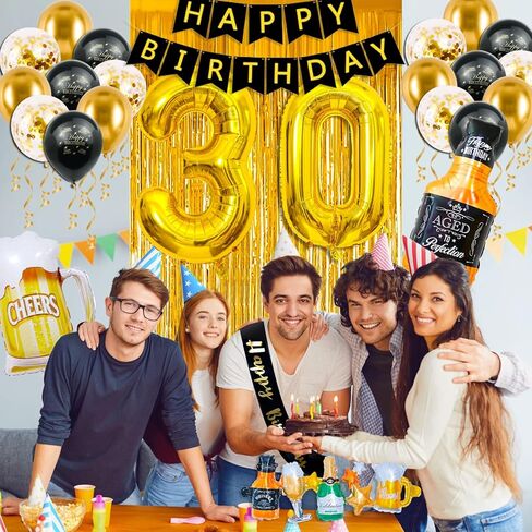 زينة عيد الميلاد الحادي والعشرون له - ديكور عيد الميلاد الحادي والعشرون باللونين الأسود والفضي لها مع لافتة هتاف 21 عامًا وستائر وقصاصات ملونة وبالونات أرقام in Kuwait