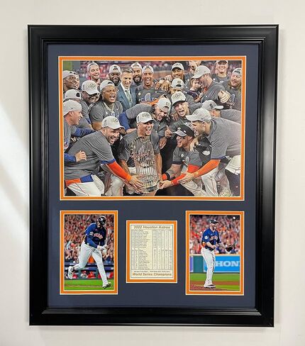 الأساطير لا تموت أبدًا، شركة هيوستن أستروس | ابطال 2022 | مجموعة صور مجمعة بإطار مقاس 18 × 22 بوصة (احتفال) in Kuwait