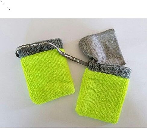 2.5 x 3.5 in. Smudge Away Microfiber Cleaning Mitt in Saudi Arabia