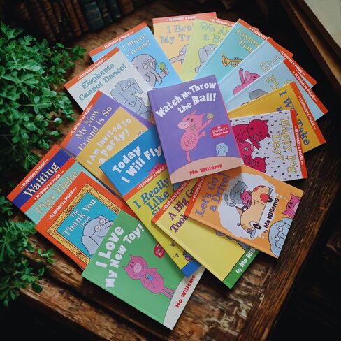 مجموعة من 25 كتابًا من مجموعة كتب Mo Willems Elephant and Piggie Books ذات الغلاف الورقي للأطفال in Kuwait