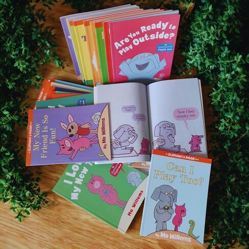 مجموعة من 25 كتابًا من مجموعة كتب Mo Willems Elephant and Piggie Books ذات الغلاف الورقي للأطفال in Kuwait