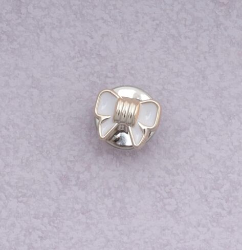 30 Pcs Women Shirt Brooch Pins Pearl Rhinestone Enamel Safety Pins Cover Up Clothing Sewing Button for Women Sweater Shawl Clips Dress Wedding DIY Project in Saudi Arabia