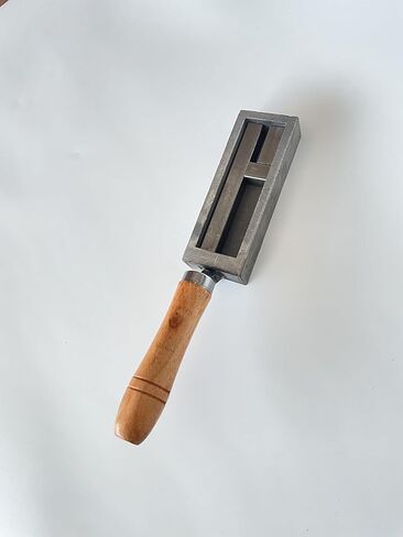 4-Inch Cast Iron Gold Melting Mold - Single-Piece Construction with Wood Handle, Heavy Duty Metal Casting Tool for Jewelry/Silver/Copper Smelting (4IN) in Saudi Arabia