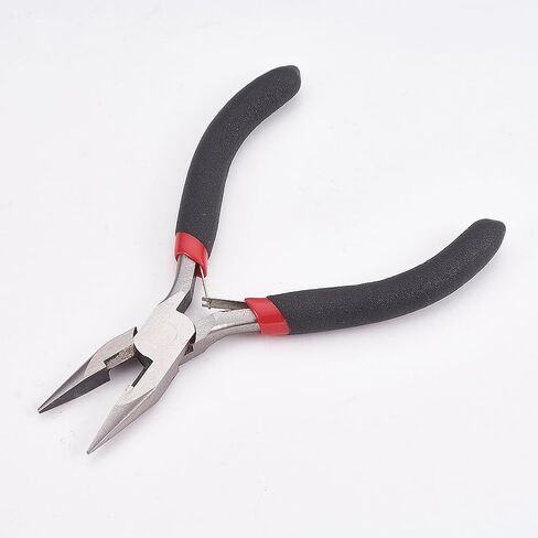 1pc Needle Nose Pliers with Mini Wire Cutter for Jewelry Making Repair Tools 4.7 Inches Comfort Grip Jewelry Needle Nose Pliers for Wire Cutting and Bending Wire in Saudi Arabia