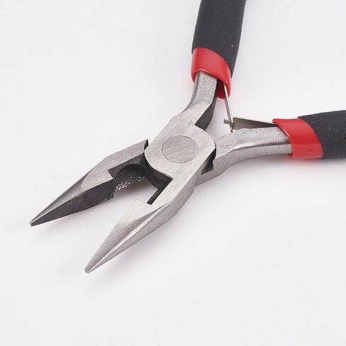 1pc Needle Nose Pliers with Mini Wire Cutter for Jewelry Making Repair Tools 4.7 Inches Comfort Grip Jewelry Needle Nose Pliers for Wire Cutting and Bending Wire in Saudi Arabia