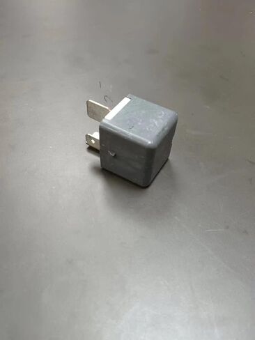 HEADLAMP RELAY 90080-87024 9008087024 TN156700-2710 90080-87024 9008087024 TN156700-2710, Compatible with T0Y0TA VEHICl-ES in Kuwait