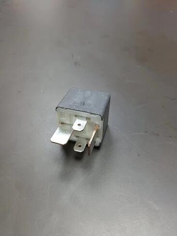 HEADLAMP RELAY 90080-87024 9008087024 TN156700-2710 90080-87024 9008087024 TN156700-2710, Compatible with T0Y0TA VEHICl-ES in Kuwait