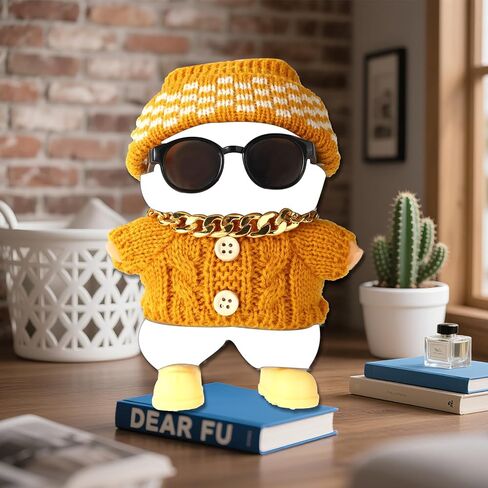 مجموعة ملابس الدمية، تتضمن نظارات وأحذية الأميرة الوردية وحبل أرنب أنيق وإكسسوارات وهدايا لملابس الدمية in Kuwait