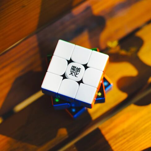Moyu Weilong V11 2025 Ball-Core UV Speed ​​Speed ​​Cube 3x3 Moyu Cube Puzzle Cube Professional Maglev Magnetic Master Cube (Maglev Ball Core Person in Kuwait