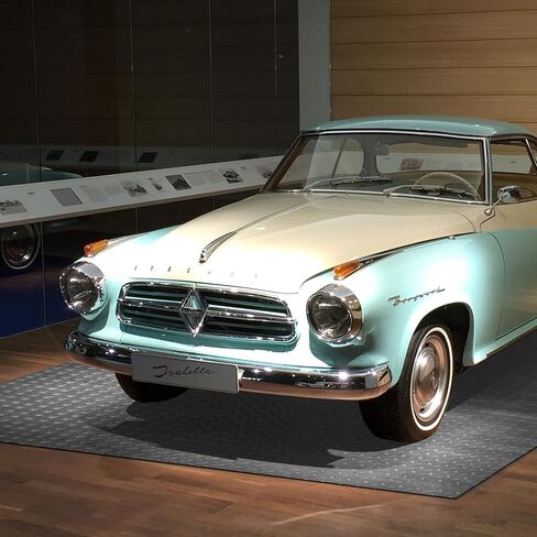 VEVOR Floor Mat, 13 x 4.9 FT PVC Flooring Roll, Non-Slip Diamond Texture, 64.58 sq.ft Covering Space, Garage Mats for Under Cars, Gyms, Boats, Car Trailer, Silver in Kuwait