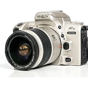 MINOLTA Maxxum StSi 35MM SLR film camera with Minolta MD Auto focusing Mount Lens system and Built-in flash. Included AF/MF lens. (Renewed)