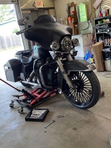 TOFR 21 inch Front Wheel Rim Fat Spoke Dual Disc For Harley Touring 2009-2023 Road King Street Glide Road Glide Electra Glide Ultra Classic Ultra Limited Custom Special ABS NON-ABS Black in Saudi Arabia