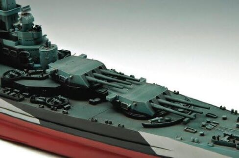 عازف البوق بمقياس 1/350 سفينة حربية يو إس إس نورث كارولينا BB55 in Kuwait