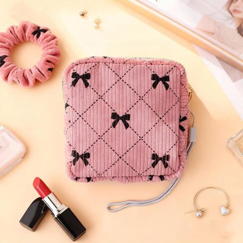 مجموعة حقائب تخزين المناديل الصحية 12 قطعة من Paterr، بما في ذلك 12 حقيبة وسادة الحيض بسحاب و12 حزام معصم يدوي وسلسلة حبل وحامل شارة وحقائب فترة وحامل حفائظ للنساء المراهقات (نمط لطيف) in Kuwait