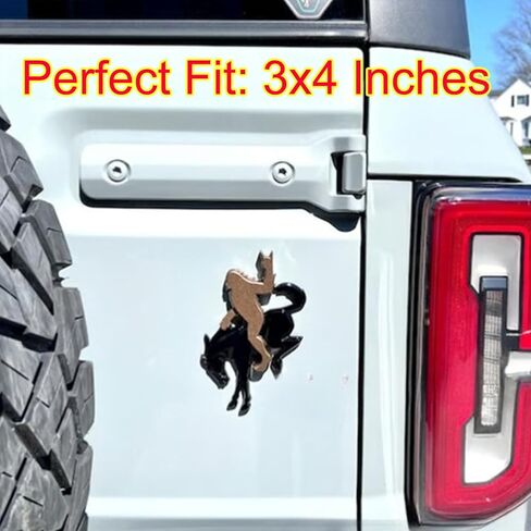 Add-A-Squatch to Your Bronco، غطاء شعار مقاس 3x4 بوصة، تصميم أسود وبرونزي، ملصق لاصق 3M لموديلات 2021-2025 (أسود، فضفاض) in Kuwait