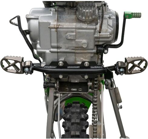قضيب ربط قدم مطور للدراجة الترابية من Tusk متوافق مع KLX 110| 2002-2025| تحويل ربط القدم بنمط YZ بالحجم الكامل عالي القوة. (شريط فقط) in Kuwait