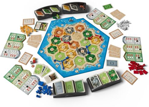 توسيع لعبة CATAN Cities & Knights Board (الإصدار السادس) يعزز اللعب بتحديات جديدة! لعبة استراتيجية للأطفال والكبار، للأعمار من 12 عامًا فما فوق، 3-4 لاعبين، وقت لعب 90 دقيقة، من تصميم Catan Studio in Kuwait