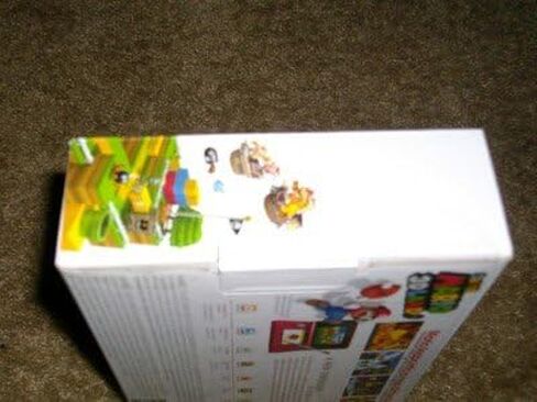مجموعة Nintendo 3DS Holiday Bundle - Flame Red مع لعبة Super Mario 3D Land المثبتة مسبقًا (متجددة) in Saudi Arabia