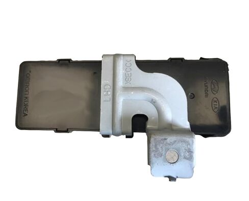 Genuine OEM 95230-4H106 ICM Relay / 952304H106 for Hyundai H1 H300 I800 H100 Starex 07-14 / Replace 952304H105 in Saudi Arabia