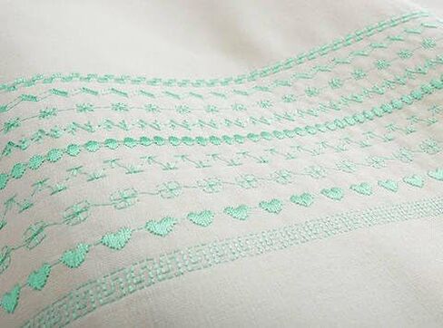 Husqvarna Viking Jade 20 Sewing Machine in Kuwait