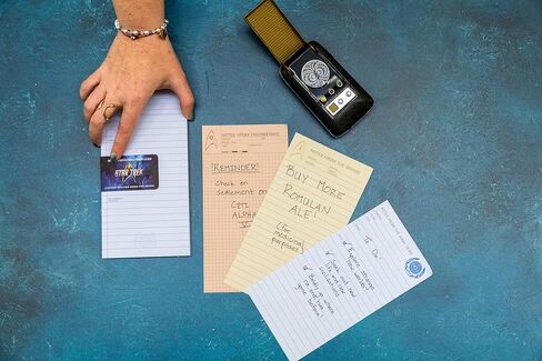 The Unemployed Philosophers Guild Star Trek Notepad - 65 Easy-Tear Paged Memo Desk Note Pad With 4 Alternating Page Designs, 8.25" x 4.25" in Saudi Arabia