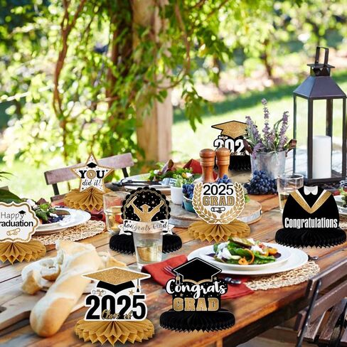 LINGTEER Congrats Grad، فئة 2025 قطع مركزية على شكل قرص العسل لطاولة التخرج - 8 قطع 2025 لافتة ديكورات حفلات التخرج - ذهبي. in Kuwait