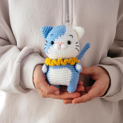 PUFLS Penguin Crochet Kit for Beginners Kids, Beginner Crochet Kit for Adults and Kids with Video Tutorials, Crochet Kits with Mini Crochet Animals, Knitting Kit for Beginners and Cute Crocheting Kit in Saudi Arabia