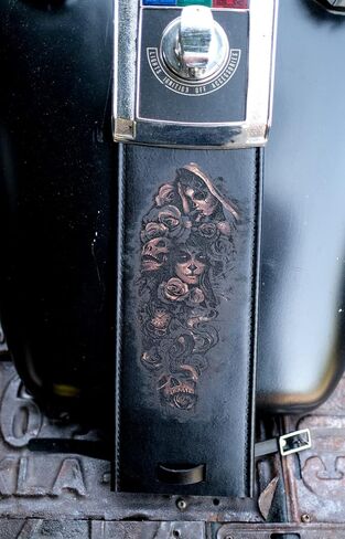 مريلة لوحة خزان الغاز من الجلد الأسود من The Dirty Gringo Day of Dead Dia De Muertos مريلة Harley Davidson Pre 99 Split Tank in Kuwait