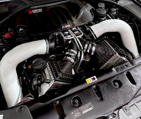 مدخل هواء BMW M5 F10 M6-WHITE GOAF in Saudi Arabia