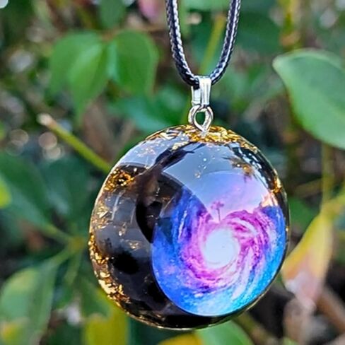 أورجونيت شقرا قلادة الملكيت الأخضر كريستال أورجون قلادة قلادة الريكي الروحي شفاء مولد الطاقة in Kuwait