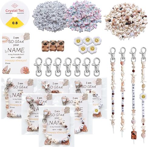 Tuhangcc 823 قطعة مجموعة صنع سلسلة المفاتيح DIY، سلاسل خرز حروف أبجدية قابلة للتعديل، سلسلة مفاتيح عيد الميلاد بألوان خرز المهر، 16 بطاقة سحرية مع مشابك وخيوط جراد البحر لهدايا عيد الميلاد in Kuwait