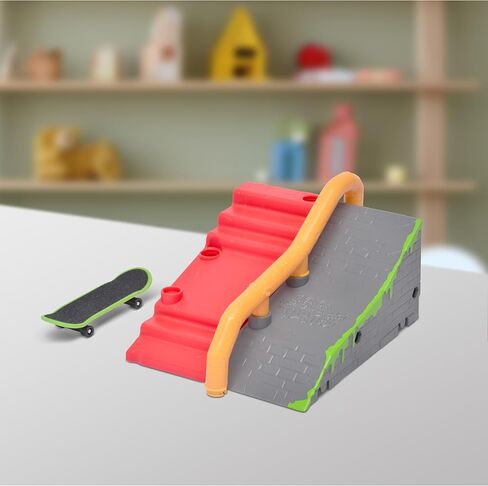Teenage Mutant Ninja Turtles Finger Skateboard Playset in Kuwait