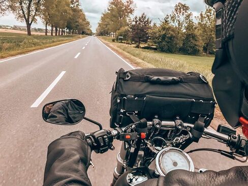TUBE motorcycle travel luggage, made of waterproof Cordura, 11.3 gallons capacity, motorcycle seat/rack/sissy bar bag in Saudi Arabia