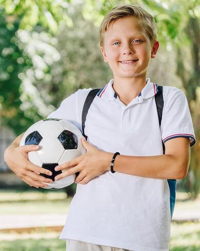 VGWON Soccer Bracelet Gifts for Boys, Gifts for Teen Boys, Birthday Graduation Christmas Back to School Gifts for Boys Son Grandson Brother Nephew in Kuwait